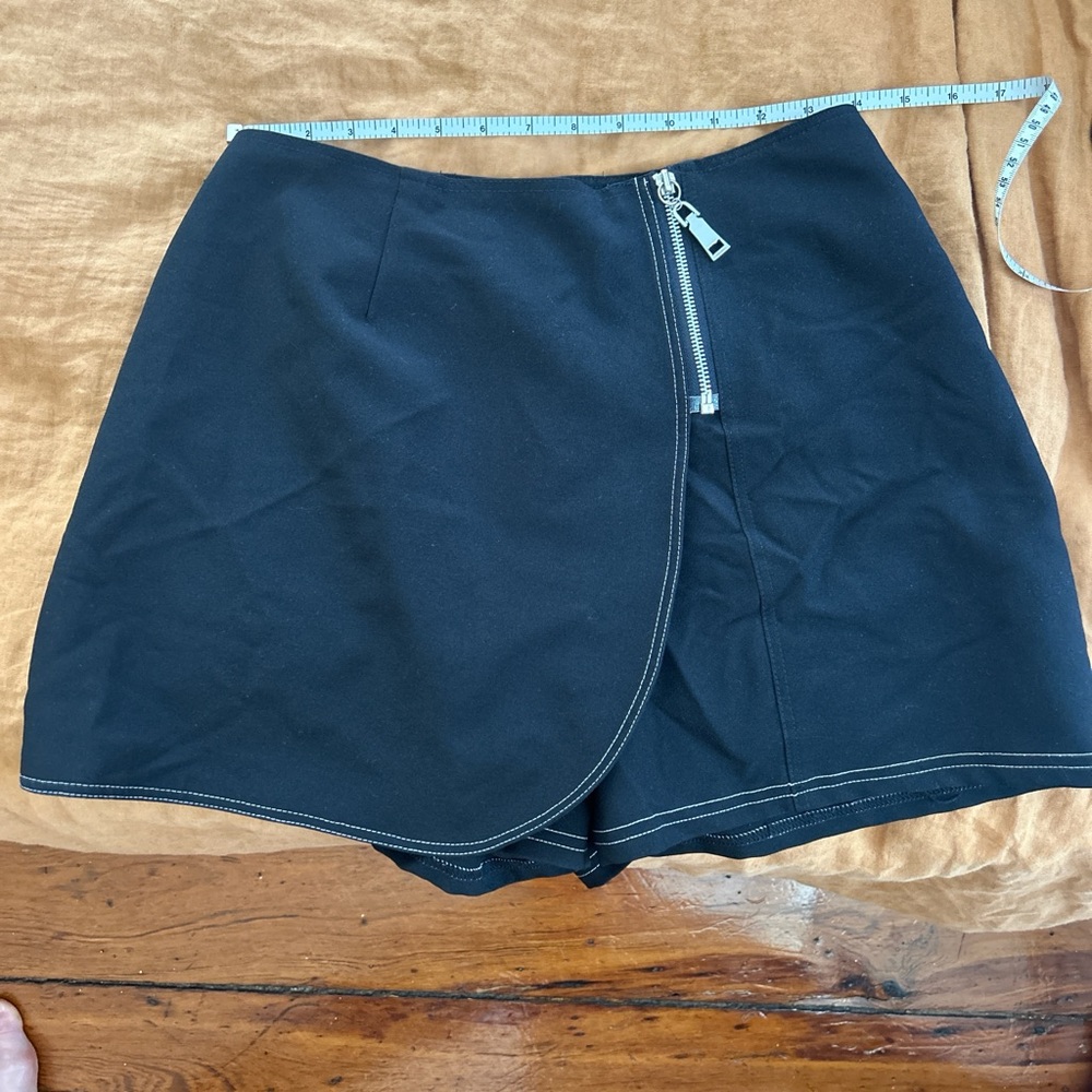 Black Skirt with Zipper Detail